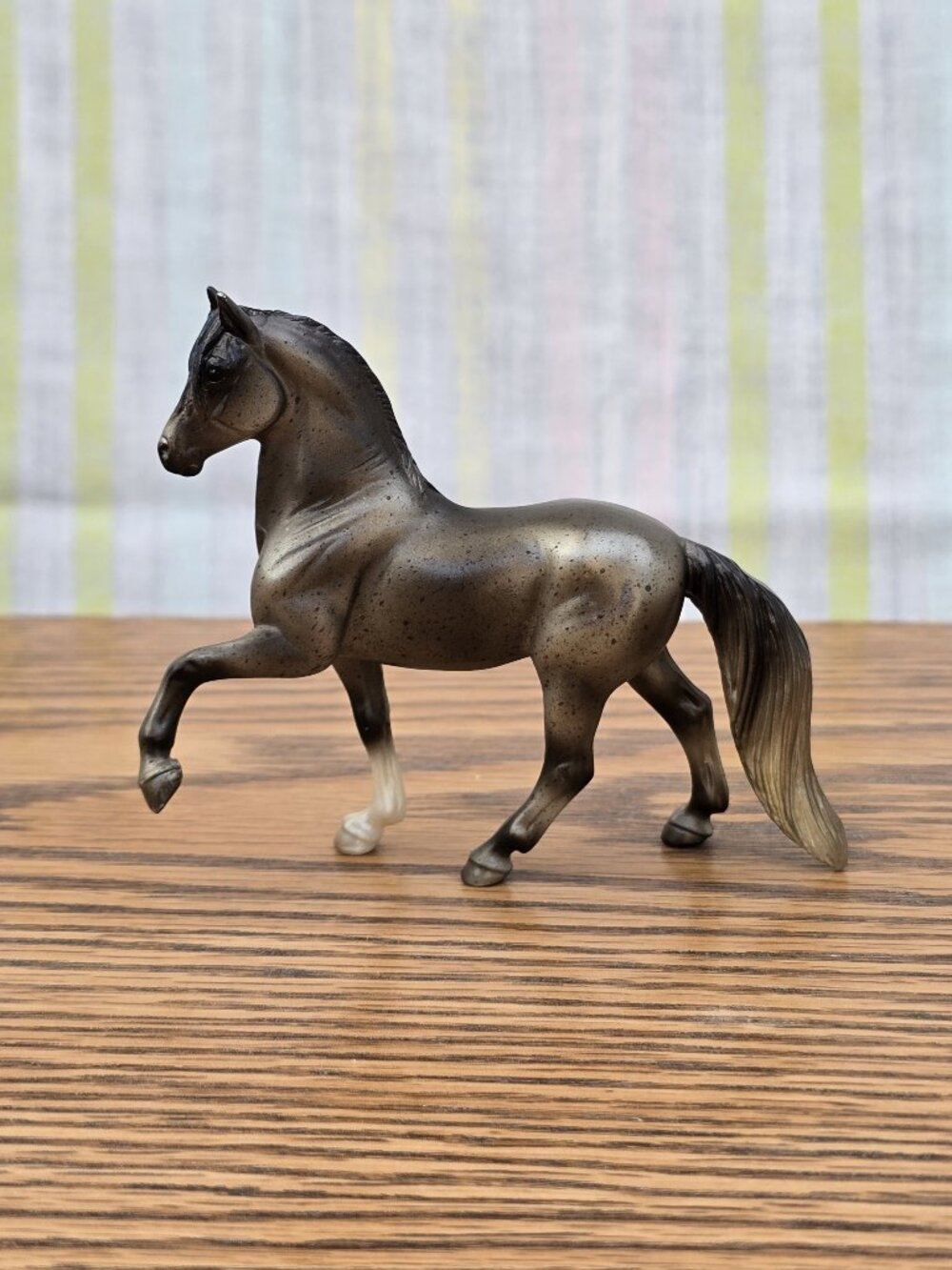 Breyer Stablemates #6047 Gray Peruvian Paso G3 Mystery Horse Series 2